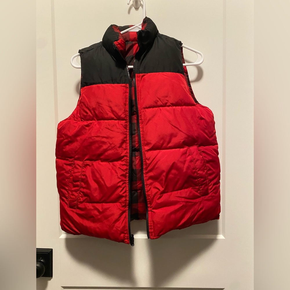 (3/$15) Old Navy vest, large